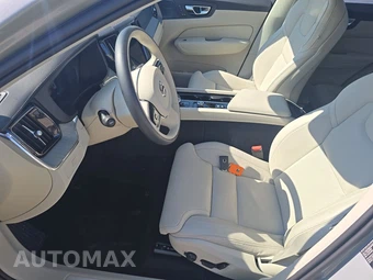2025 Volvo XC60 B5 Ultra - miniatura 7