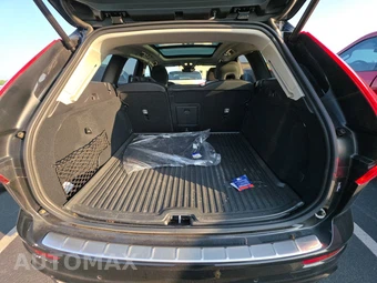 2025 Volvo XC60 B5 Ultra – miniatura 16