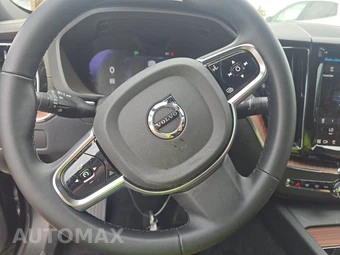 2025 Volvo XC60 B5 Ultra - miniatura 10