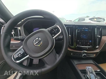 2025 Volvo XC60 B5 Ultra - miniatura 11