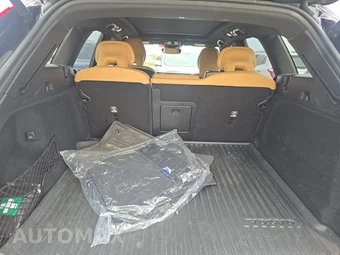 2025 Volvo XC60 B5 Ultra - miniatura 16