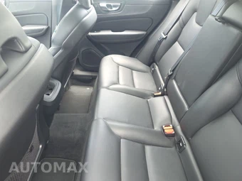 2025 Volvo XC60 Core Dark Theme - miniatura 13