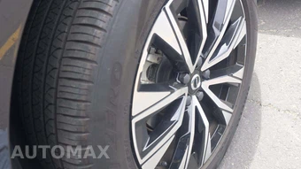 2025 Volvo XC60 Core Dark Theme - miniatura 22