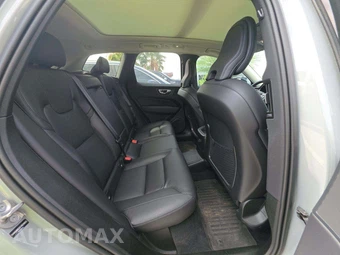2025 Volvo XC60 Plug-In Hybrid T8 Plus - miniatura 16