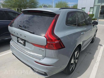 2025 Volvo XC60 Plug-In Hybrid T8 Plus - miniatura 3