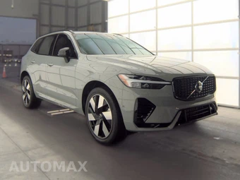 2025 Volvo XC60 Plug-In Hybrid T8 Plus - miniatura 3