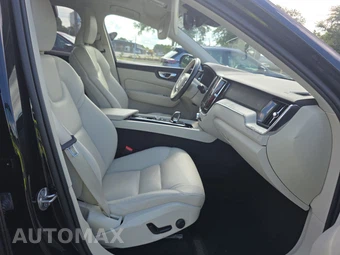 2025 Volvo XC60 Plug-In Hybrid T8 Plus - miniatura 8
