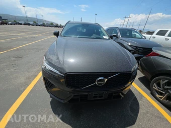 2025 Volvo XC60 Plug-In Hybrid T8 Ultra - miniatura 2
