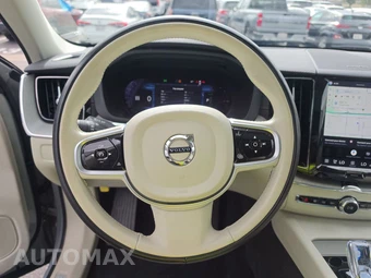 2025 Volvo XC60 Plug-In Hybrid T8 Ultra - miniatura 10