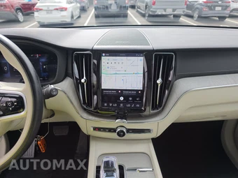 2025 Volvo XC60 Plug-In Hybrid T8 Ultra - miniatura 11