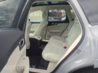 2025 Volvo XC60 Plug-In Hybrid T8 Ultra - miniatura 13