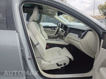 2025 Volvo XC60 Plug-In Hybrid T8 Ultra - miniatura 8