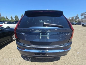 2025 Volvo XC90 Core 7-Passenger - miniatura 5