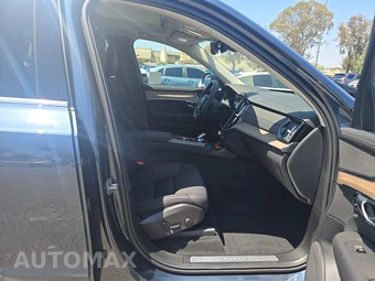 2025 Volvo XC90 Core 7-Passenger - miniatura 8