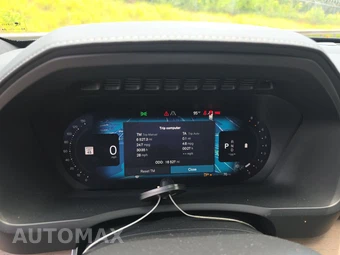 2025 Volvo XC90 Core 7-Passenger – miniatura 12