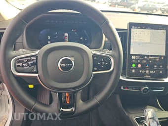 2025 Volvo XC90 Core 7-Passenger – miniatura 10
