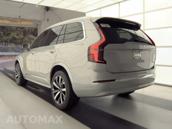 2025 Volvo XC90 Core 7-Passenger – miniatura 6