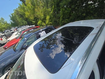 2025 Volvo XC90 Core 7-Passenger – miniatura 12