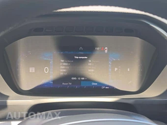 2025 Volvo XC90 Core 7-Passenger – miniatura 9