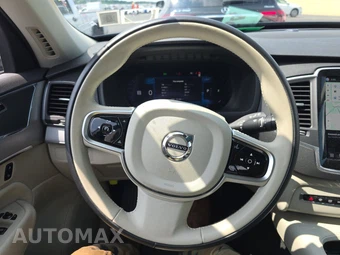 2025 Volvo XC90 Core 7-Passenger – miniatura 10