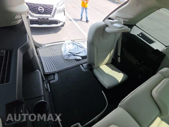 2025 Volvo XC90 Core 7-Passenger – miniatura 14
