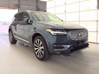 2025 Volvo XC90 Core 7-Passenger – miniatura 3
