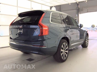 2025 Volvo XC90 Core 7-Passenger – miniatura 4