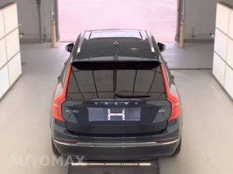 2025 Volvo XC90 Core 7-Passenger – miniatura 5