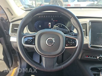 2025 Volvo XC90 Core 7-Passenger – miniatura 16