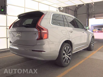 2025 Volvo XC90 Core 7-Passenger – miniatura 4
