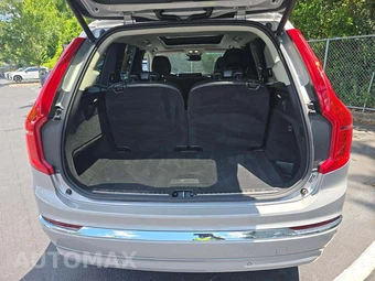 2025 Volvo XC90 Core 7-Passenger – miniatura 12