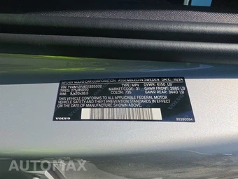 2025 Volvo XC90 Core 7-Passenger – miniatura 15