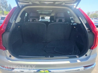2025 Volvo XC90 Core 7-Passenger – miniatura 17