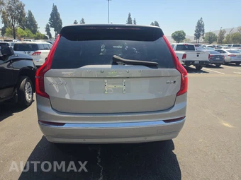 2025 Volvo XC90 Core 7-Passenger – miniatura 5