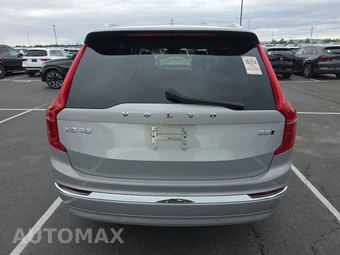 2025 Volvo XC90 Core 7-Passenger – miniatura 13