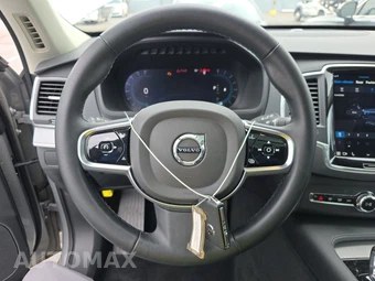 2025 Volvo XC90 Core 7-Passenger – miniatura 16