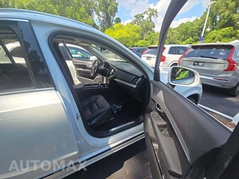 2025 Volvo XC90 Core 7-Passenger – miniatura 19