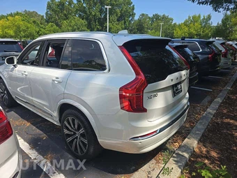 2025 Volvo XC90 Core 7-Passenger – miniatura 2