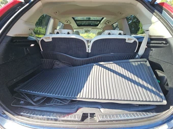 2025 Volvo XC90 Plug-In Hybrid Plus 6-Passenger - miniatura 17
