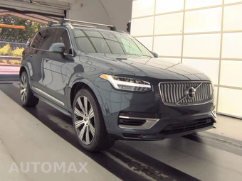 2025 Volvo XC90 Plug-In Hybrid Plus 6-Passenger - miniatura 3