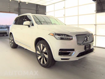 2025 Volvo XC90 Plug-In Hybrid Plus 6-Passenger - miniatura 3