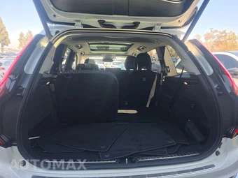 2025 Volvo XC90 Plug-In Hybrid Plus 7-Passenger – miniatura 17