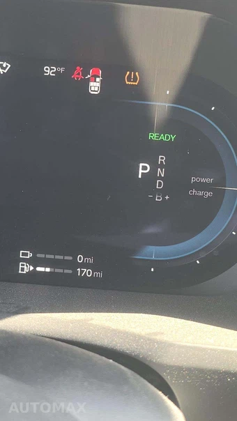 2025 Volvo XC90 Plug-In Hybrid Plus 7-Passenger – miniatura 32