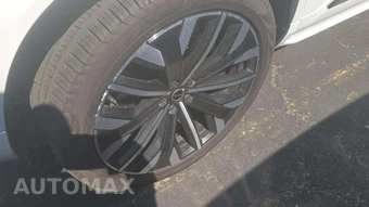 2025 Volvo XC90 Plug-In Hybrid Plus 7-Passenger – miniatura 44