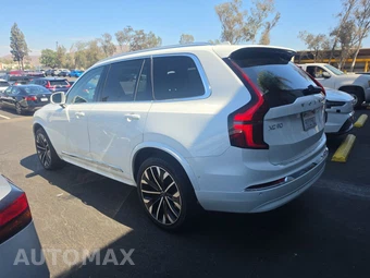 2025 Volvo XC90 Plug-In Hybrid Plus 7-Passenger – miniatura 6