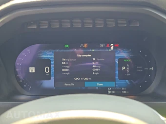 2025 Volvo XC90 Plug-In Hybrid Plus 7-Passenger - miniatura 12