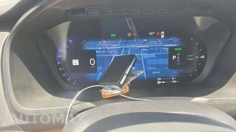 2025 Volvo XC90 Plug-In Hybrid Plus 7-Passenger - miniatura 27