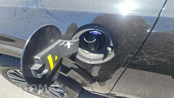2025 Volvo XC90 Plug-In Hybrid Plus 7-Passenger - miniatura 31