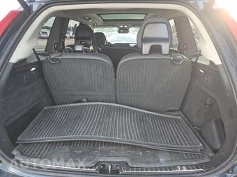 2025 Volvo XC90 Plug-In Hybrid Plus 7-Passenger - miniatura 17
