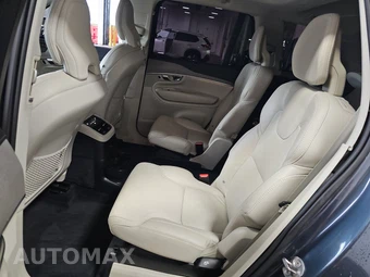 2025 Volvo XC90 Plug-In Hybrid Ultra 6-Passenger – miniatura 13